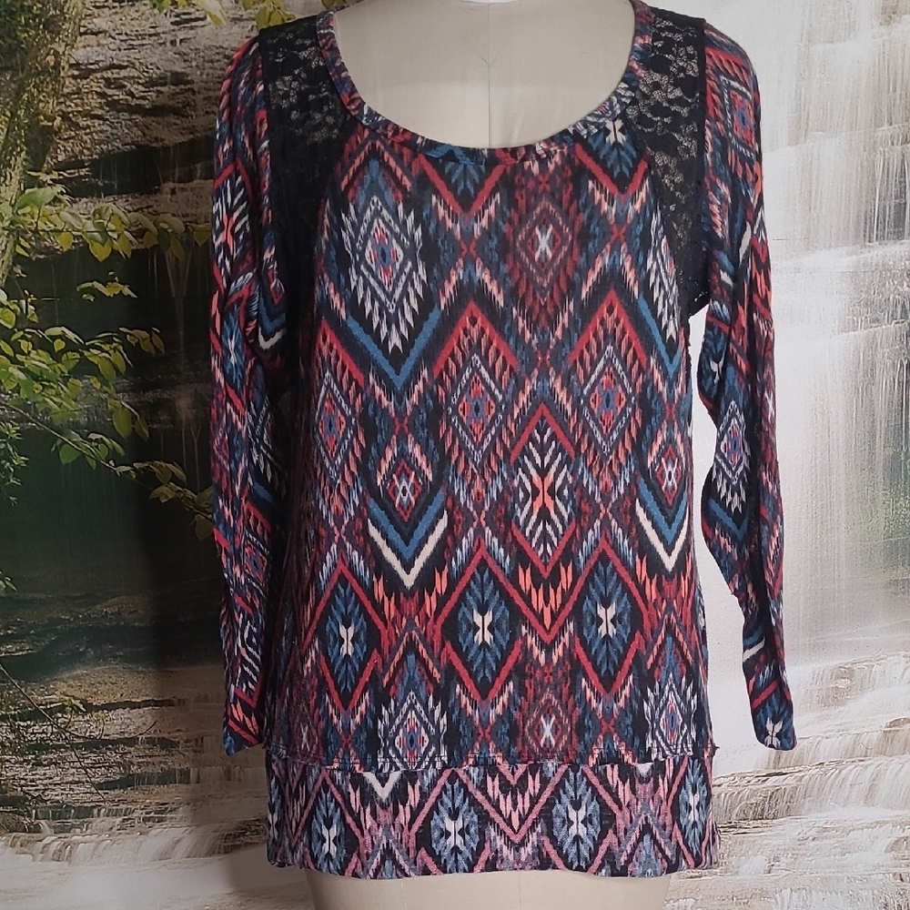 Maurices Womens 2 plus vibrant colorful long sleeve top black lace detailing